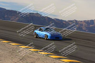 media/Jan-08-2023-SCCA SD (Sun) [[8f6a5b9391]]/Advanced Group/Session 1 (Bowl)/